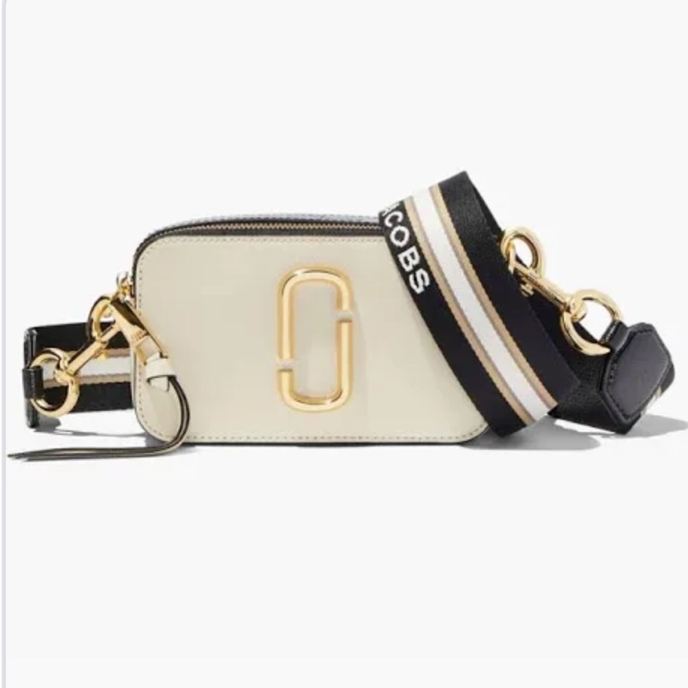 Marc Jacobs Snapshot bag barely worn og $325 selling for $250